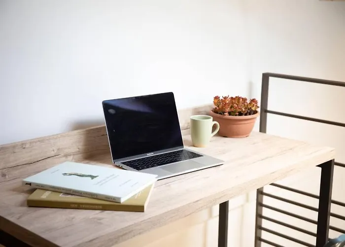 New Agriloft 4 Palms Clima, Giardino E Wi-fi A 50 Mt Dal Mare