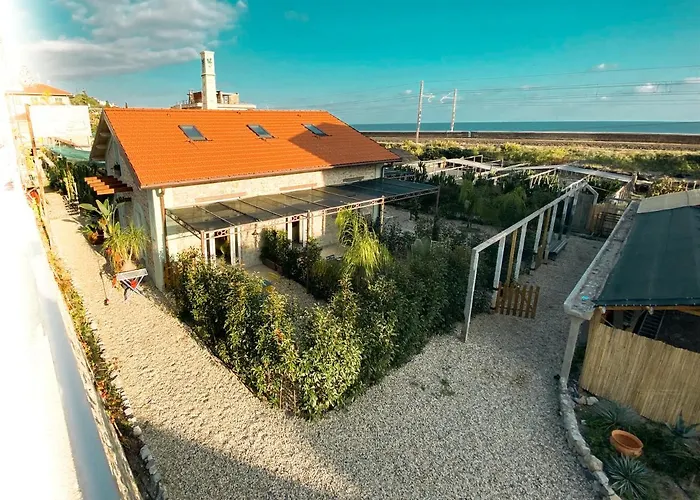 New Agriloft 4 Palms Clima, Giardino E Wi-fi A 50 Mt Dal Mare Apartmán *